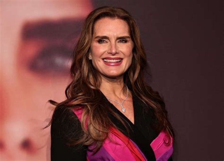 Brooke Shields (Actress) Wiki, Bio, Height, Weight, Measurements, Husband, Career, Net Worth, Facts