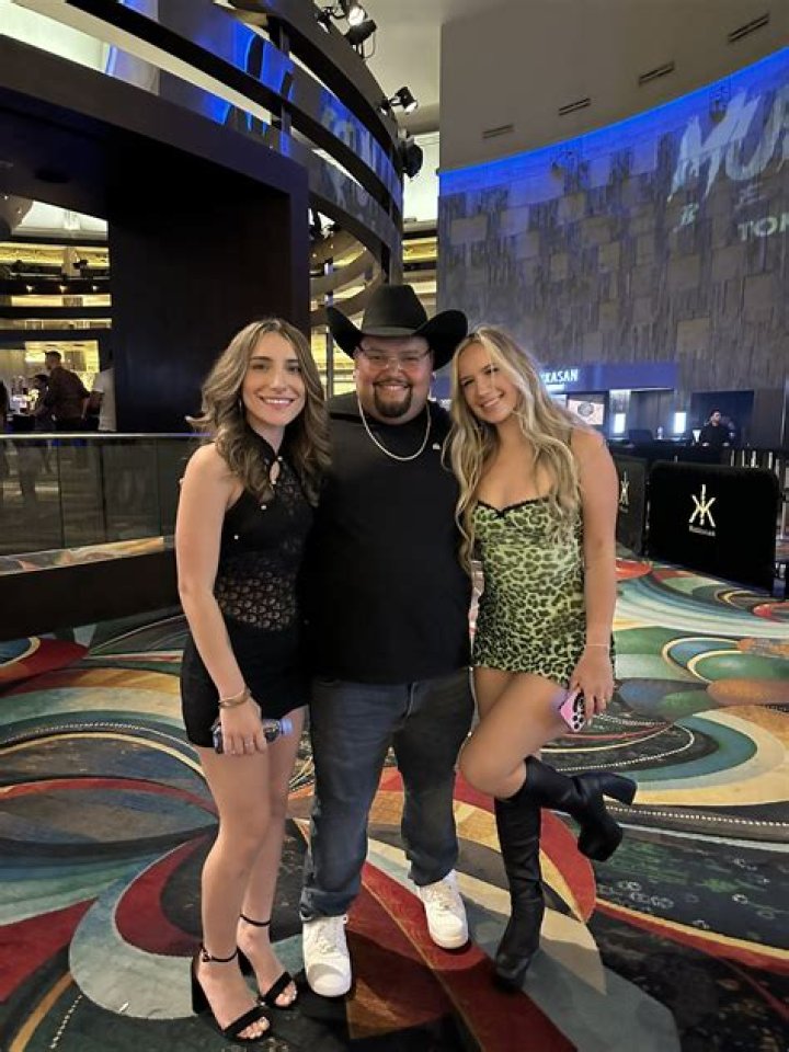 Exploring The Phenomenon Of Nadia Amine OnlyFans