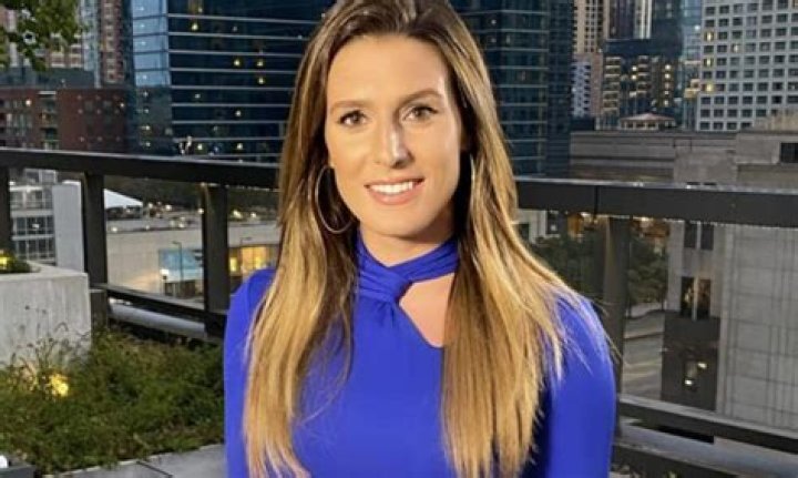 How Old Is Alexis McAdams and Is She Married? |