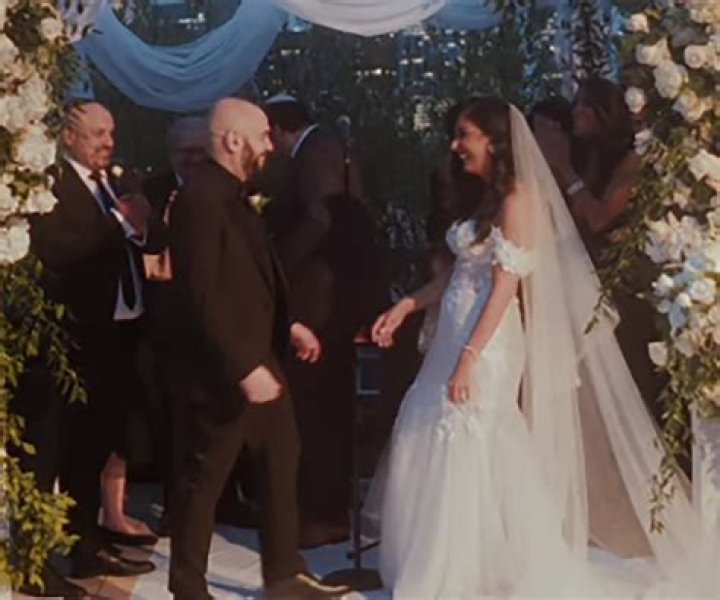 Uncovering The Enigmatic World Of Alexa: Peter Rosenberg's Wife Revealed