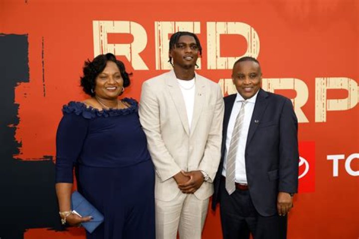 Who are Patricio O Ward parents? |